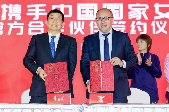 美丽的图书馆馆长
