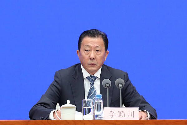成人精品第一区二区三区